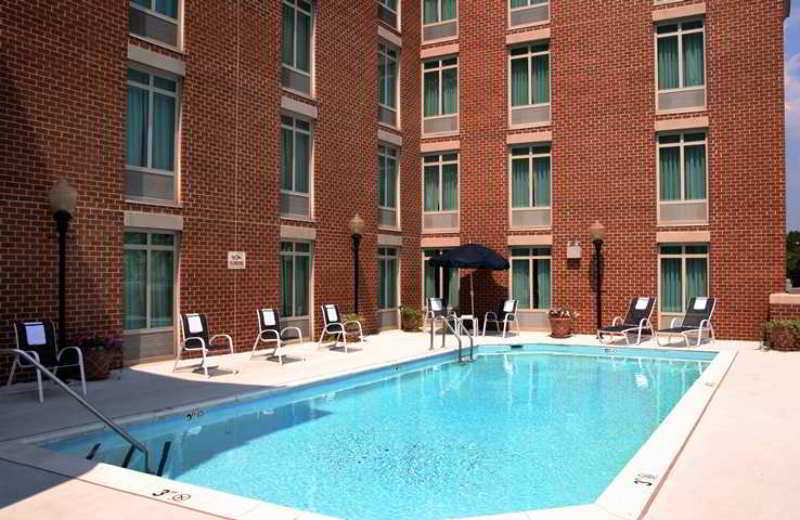 Hampton Inn Alexandria/Old Town Facilități foto
